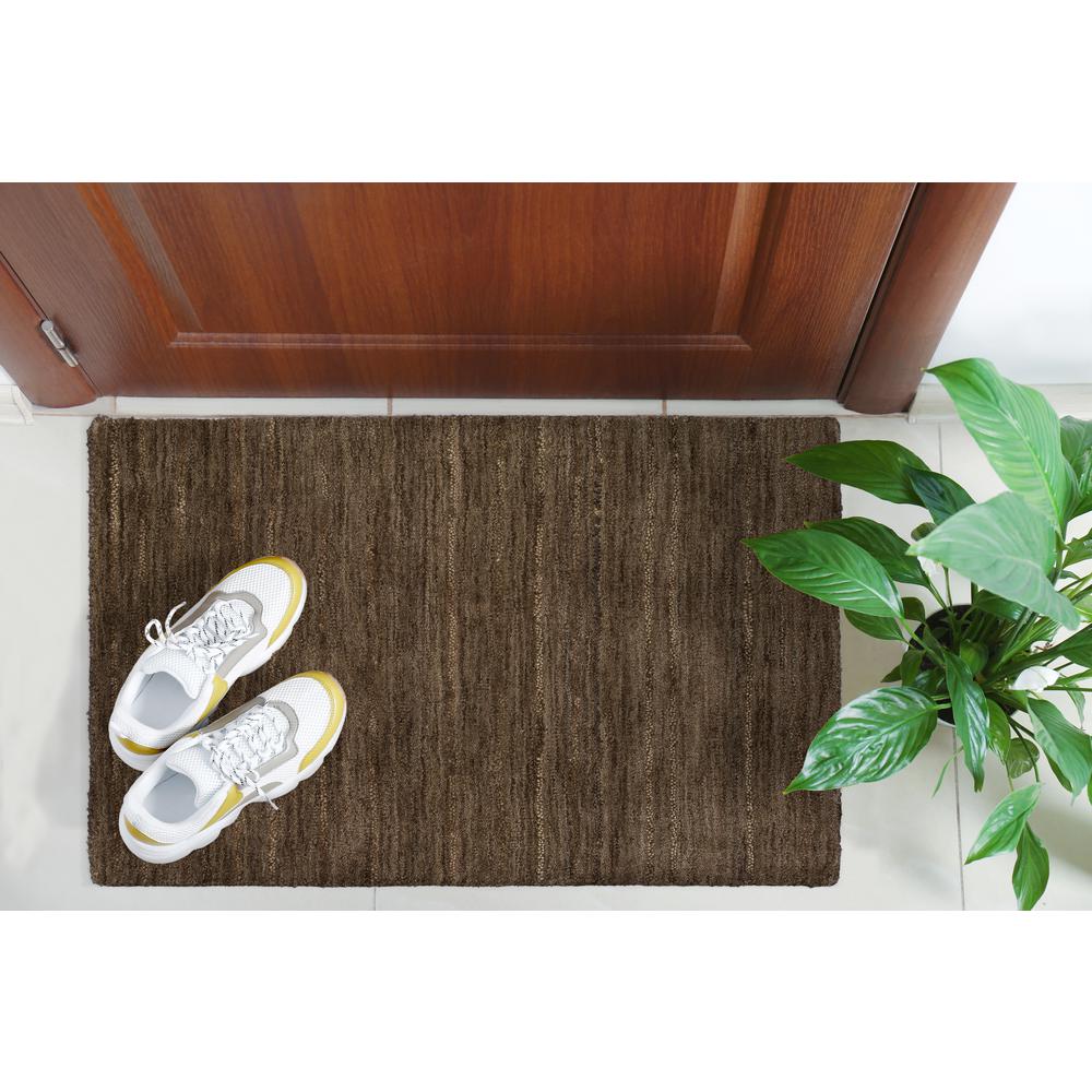 Rafia RF100 Chocolate 2' x 3' Rug. Picture 2