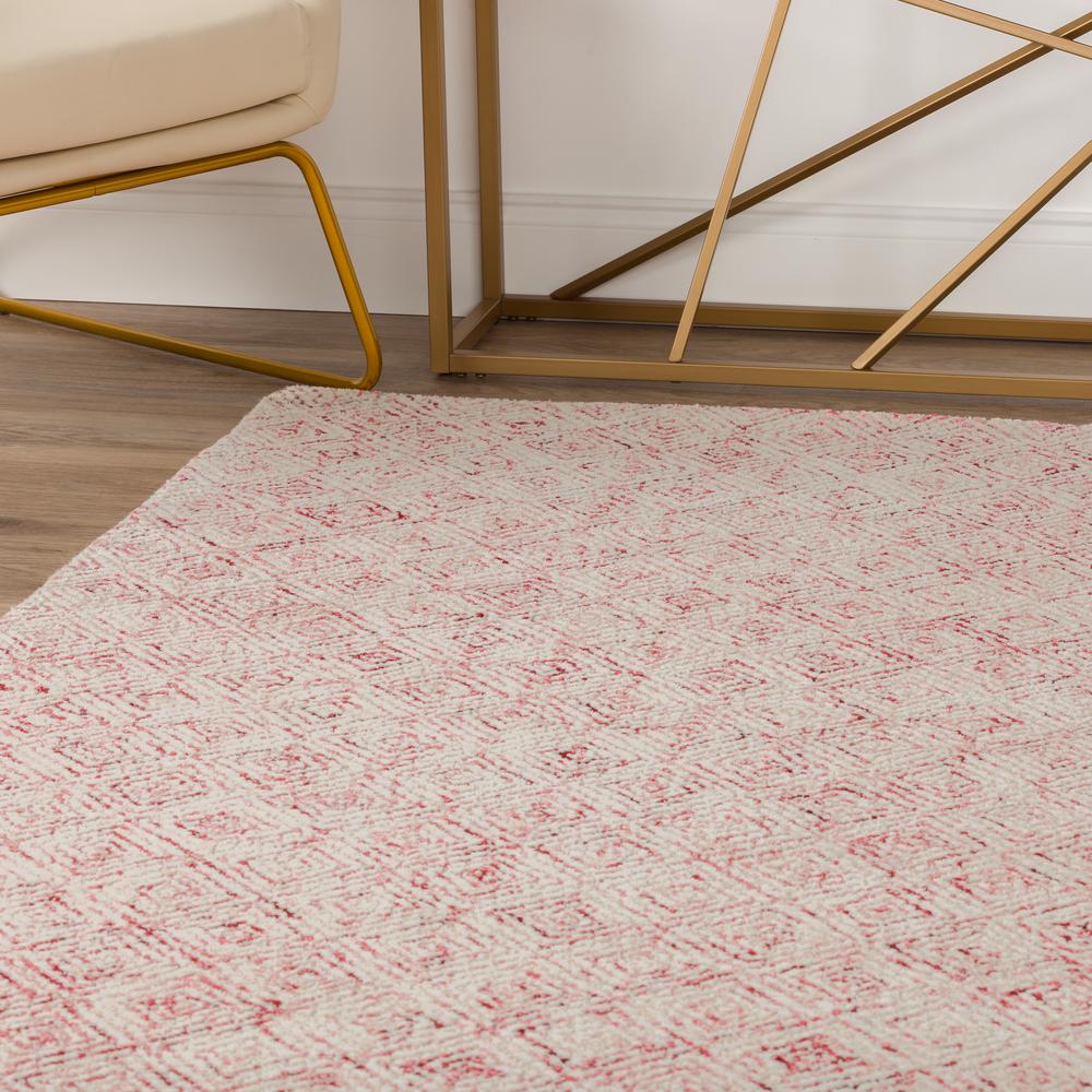 Zoe ZZ1 Punch 2' x 3' Rug. Picture 9