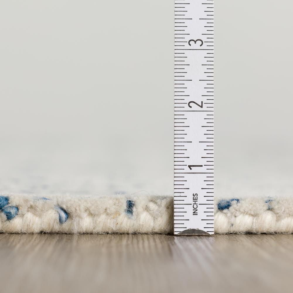 Zoe ZZ1 Navy 2' x 3' Rug. Picture 5