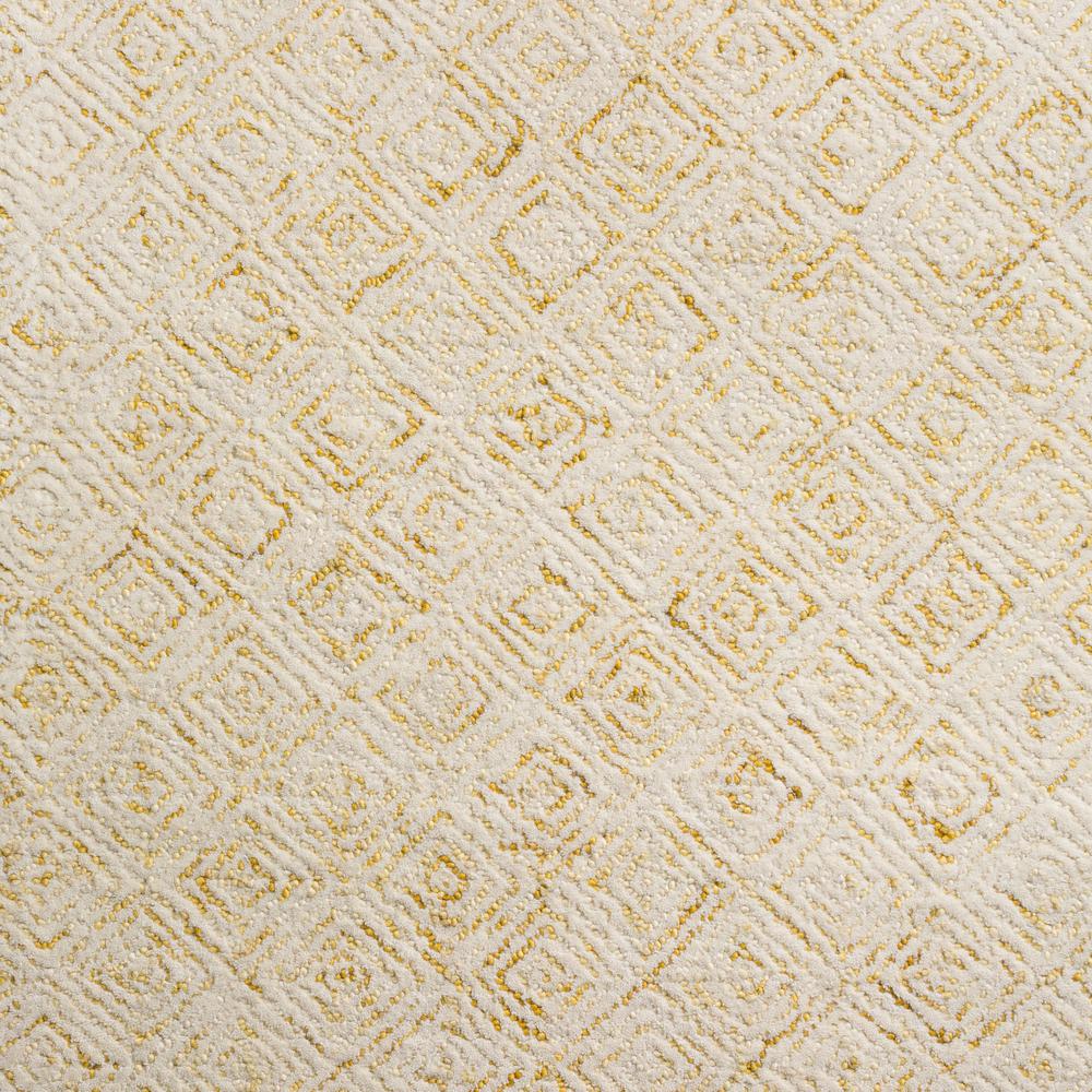 Zoe ZZ1 Gold 2' x 3' Rug. Picture 3