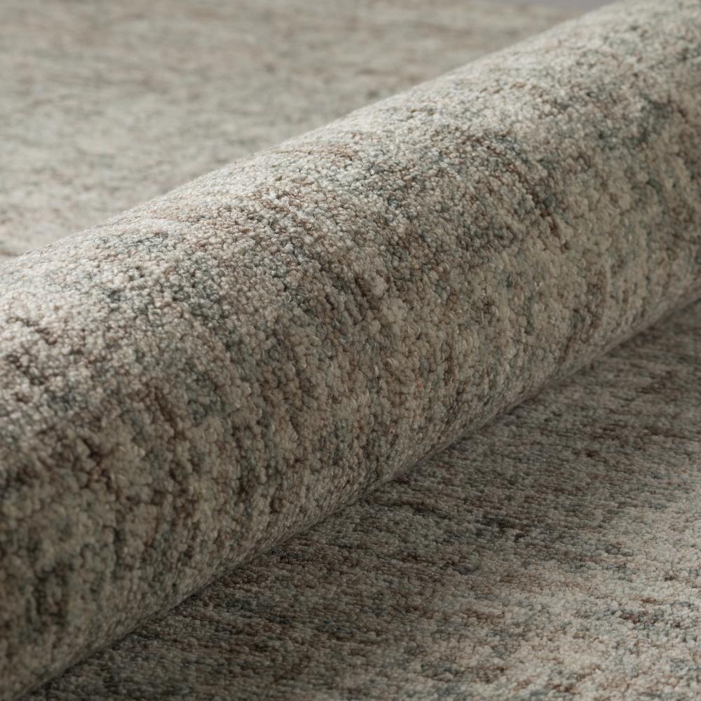 Calisa CS5 Fog 2' x 3' Rug. Picture 6
