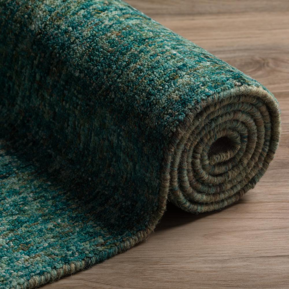 Calisa CS5 Turquoise 2' x 3' Rug. Picture 10