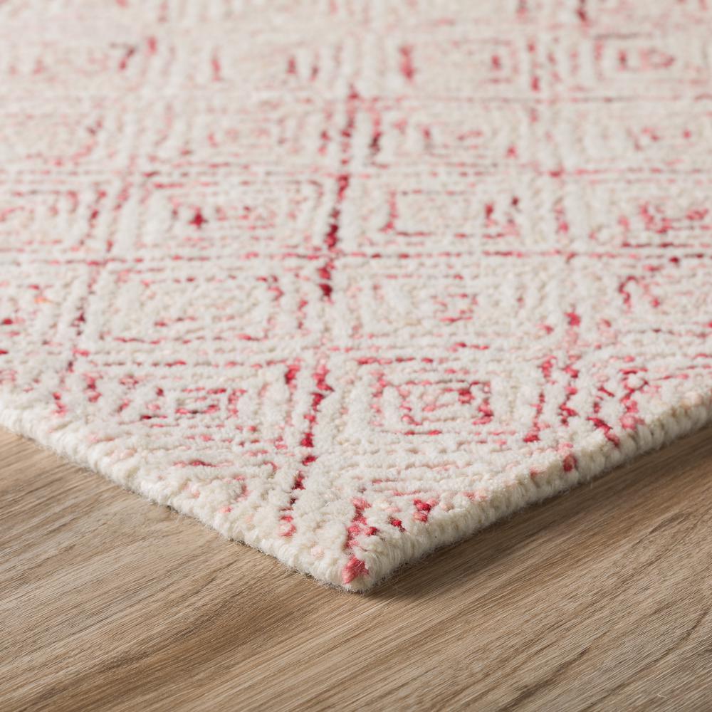 Zoe ZZ1 Punch 2' x 3' Rug. Picture 4