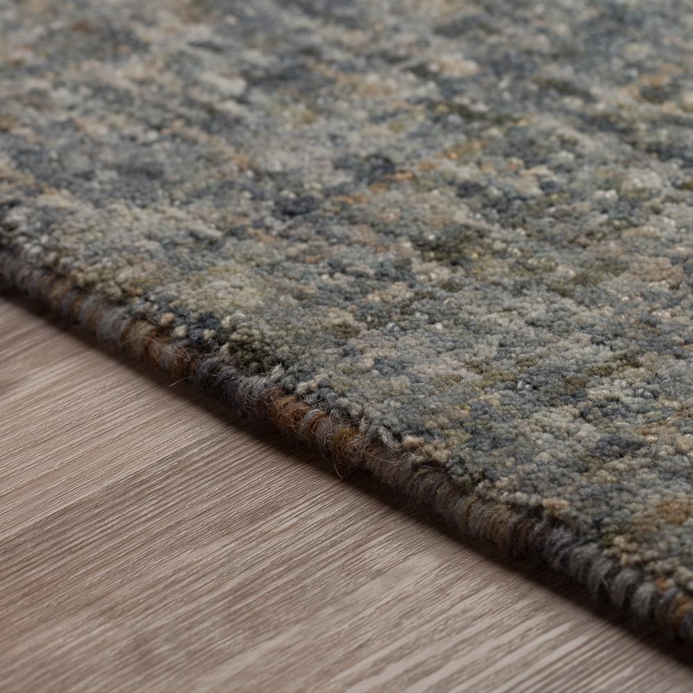 Calisa CS5 Carbon 2' x 3' Rug. Picture 11