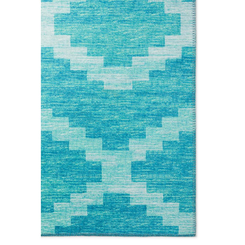 Yuma Turquoise Bohemian Southwest 1'8" x 2'6" Accent Rug Turquoise AYU39. Picture 2
