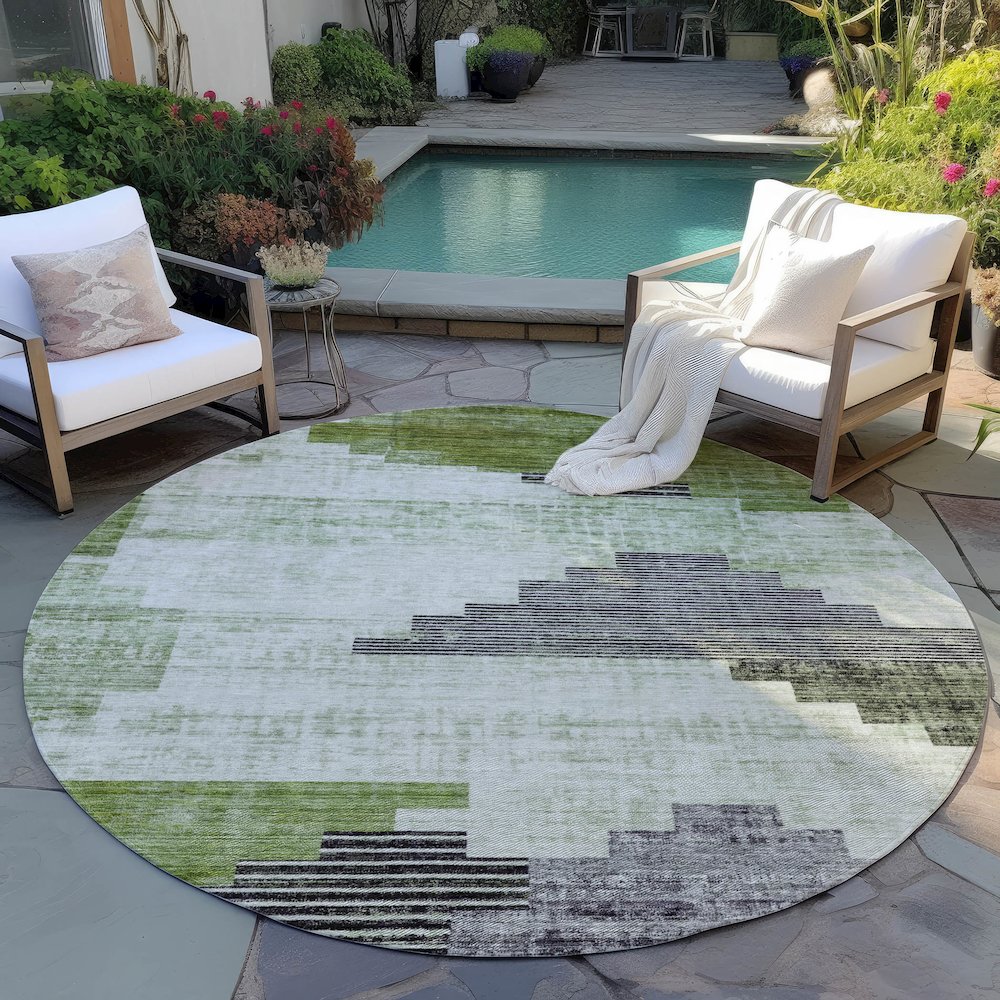 Machine Washable Indoor/Outdoor Chantille Fern 8' x 8' Round Rug. Picture 6