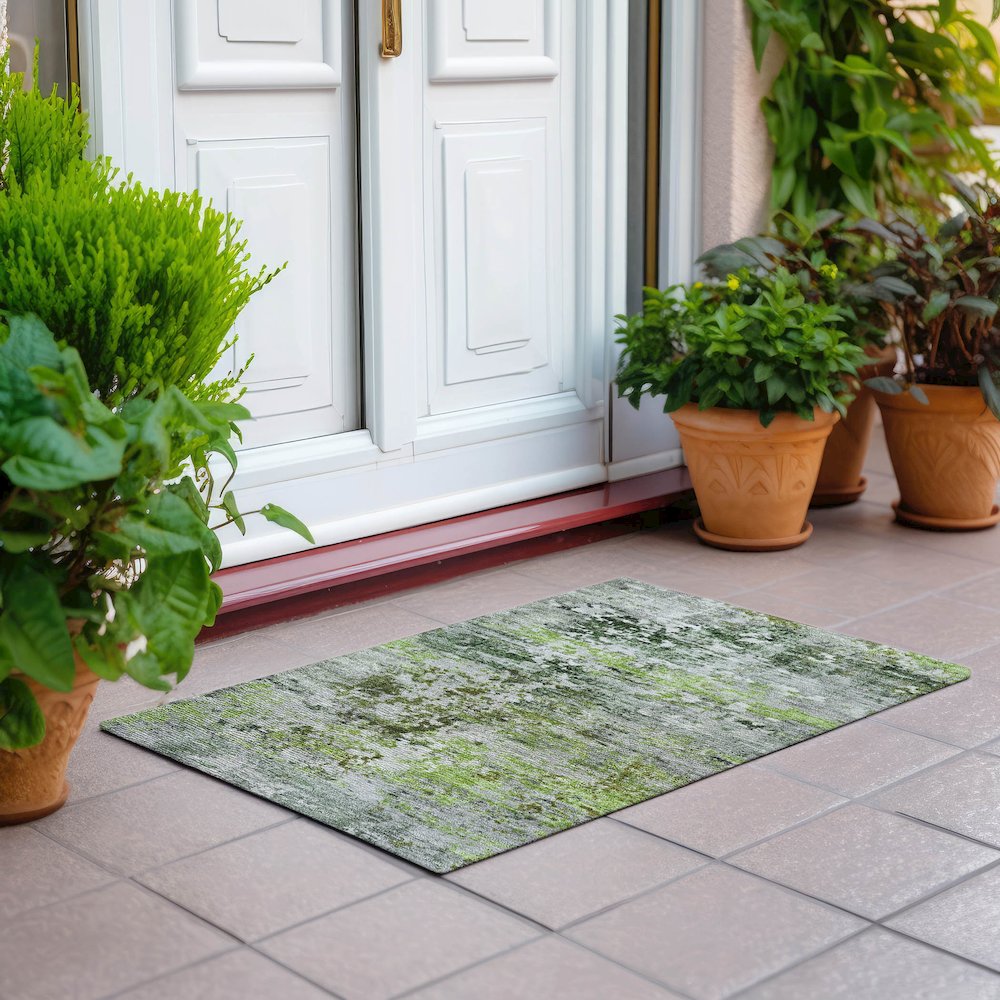 Machine Washable Indoor/Outdoor Chantille Aloe 1'8" x 2'6" Rug. Picture 6