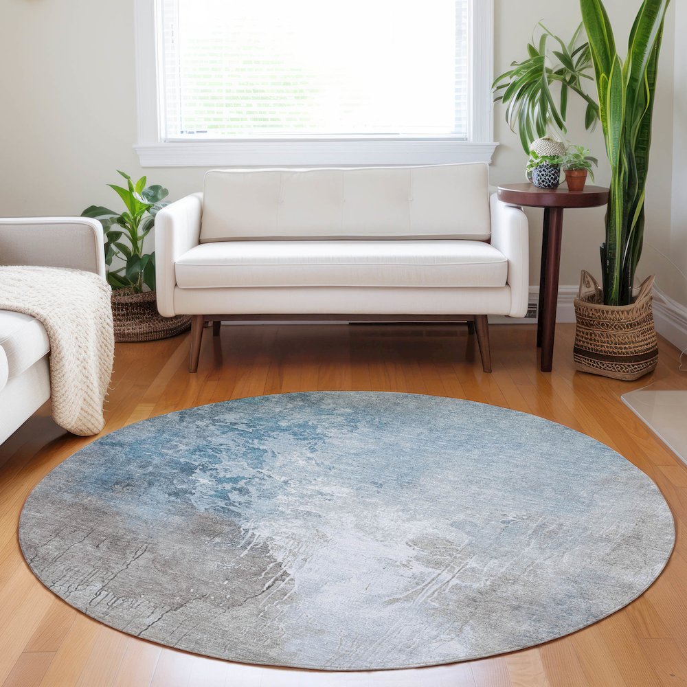 Machine Washable Indoor/Outdoor Chantille Denim 8' x 8' Round Rug. Picture 5