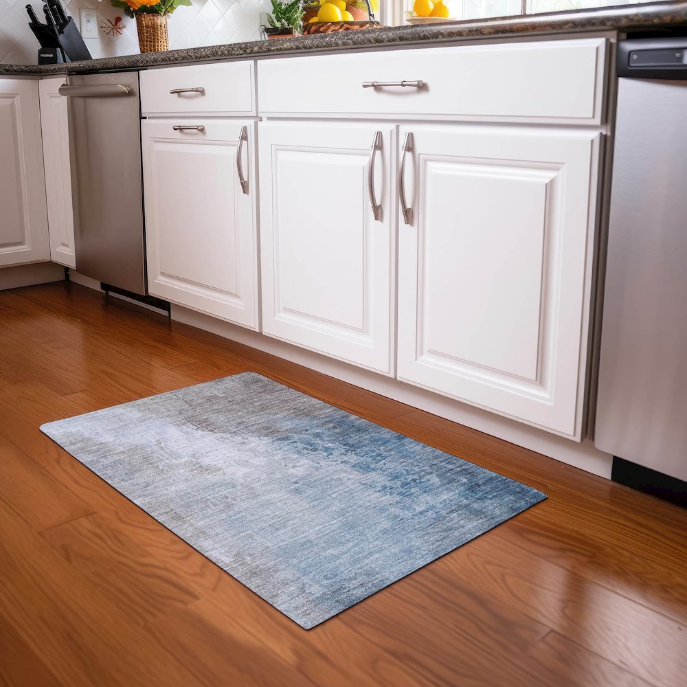 Machine Washable Indoor/Outdoor Chantille Denim 1'8" x 2'6" Rug. Picture 5
