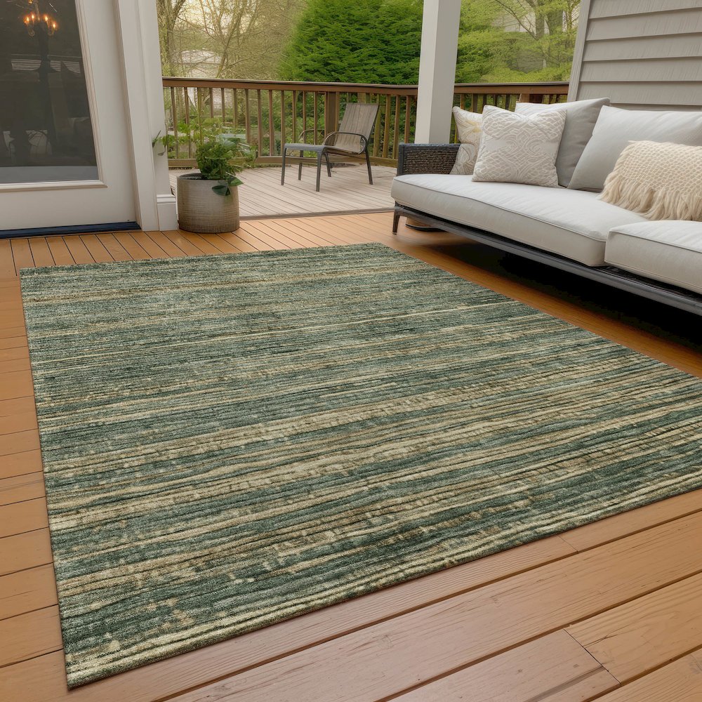 Machine Washable Indoor/Outdoor Chantille Fern 2'6" x 3'10" Rug. Picture 8