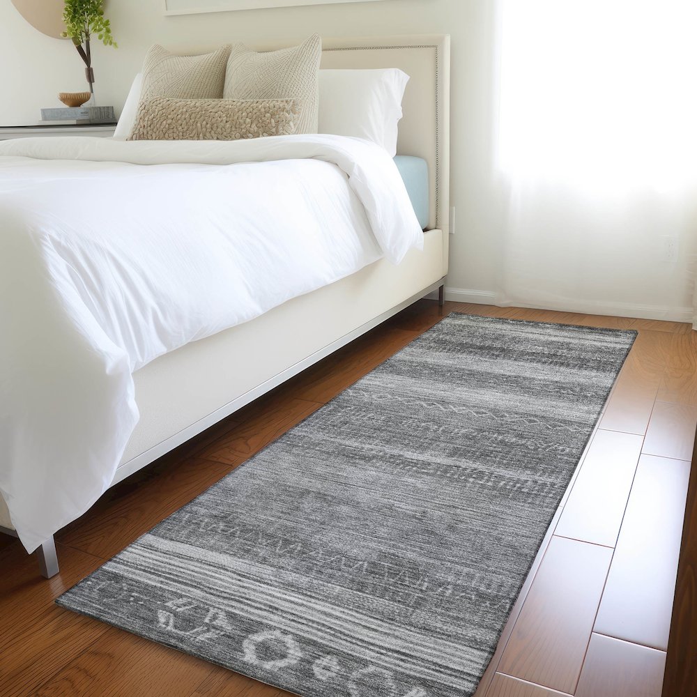 Machine Washable Indoor/Outdoor Chantille Gray 2'3" x 7'6" Runner Rug. Picture 5