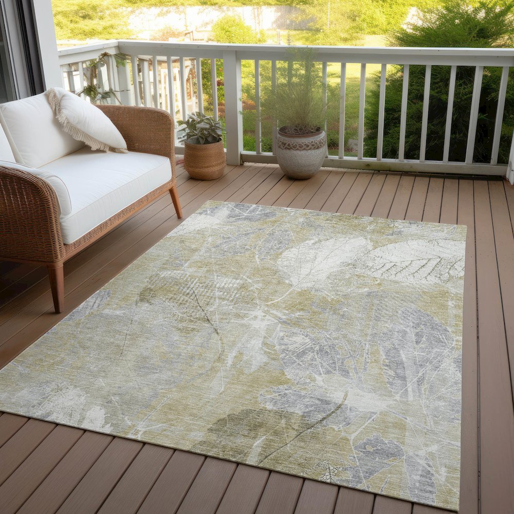 Machine Washable Indoor/Outdoor Chantille Beige 2'6" x 3'10" Rug. Picture 7