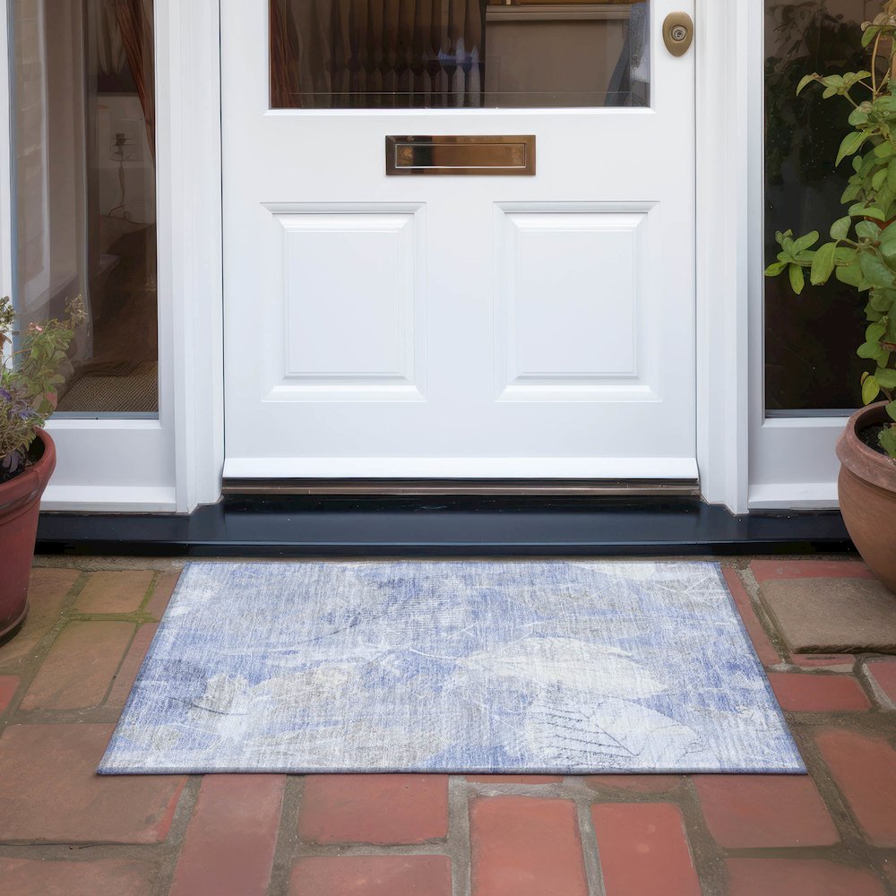Machine Washable Indoor/Outdoor Chantille Denim 1'8" x 2'6" Rug. Picture 6