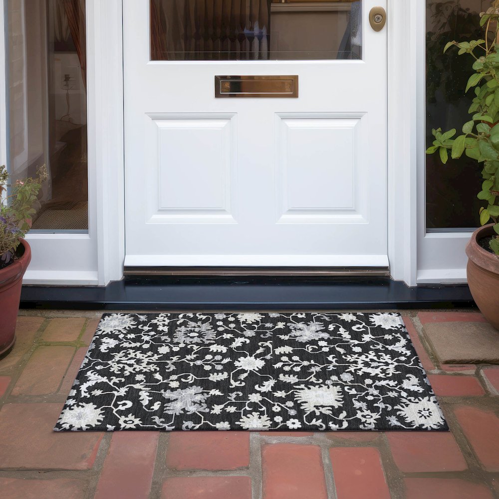 Machine Washable Indoor/Outdoor Chantille Black 1'8" x 2'6" Rug. Picture 6