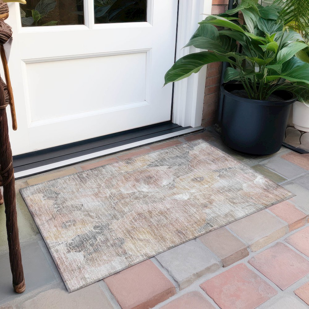 Machine Washable Indoor/Outdoor Chantille Taupe 1'8" x 2'6" Rug. Picture 6