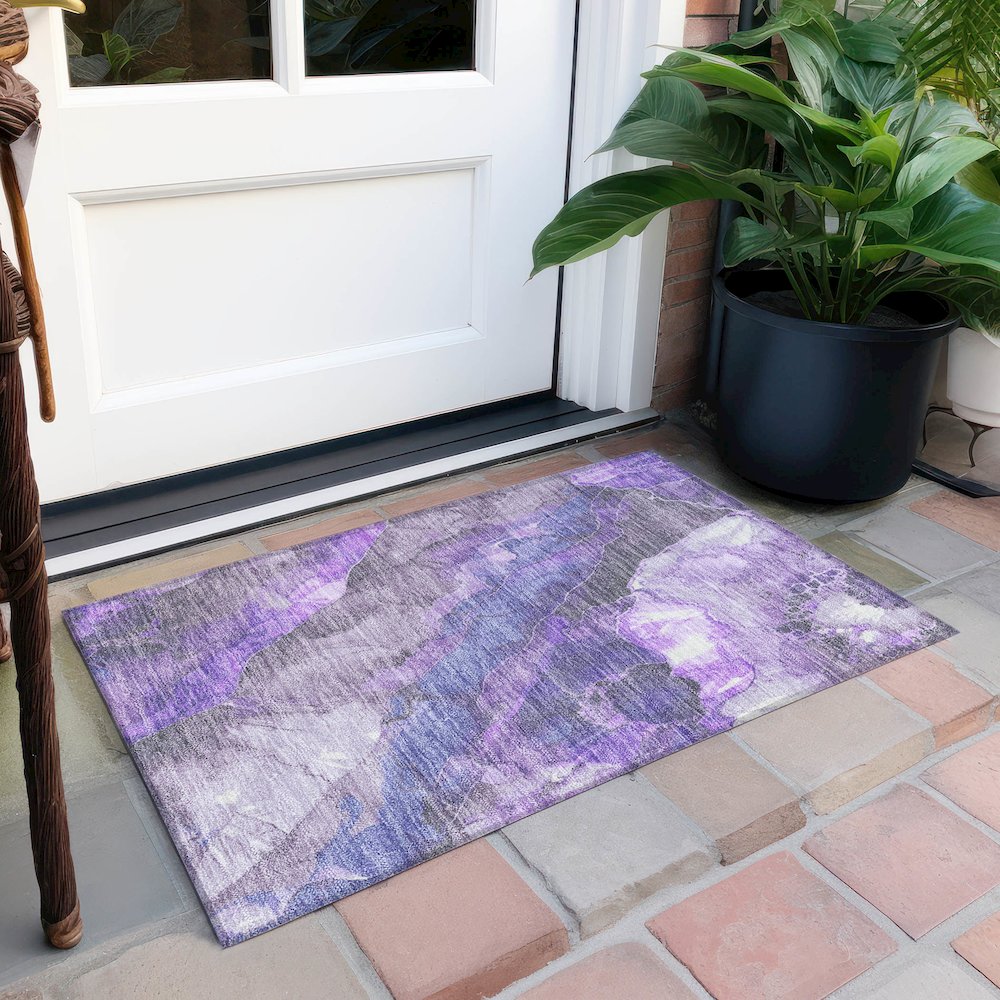 Machine Washable Indoor/Outdoor Chantille Lavender 1'8" x 2'6" Rug. Picture 6