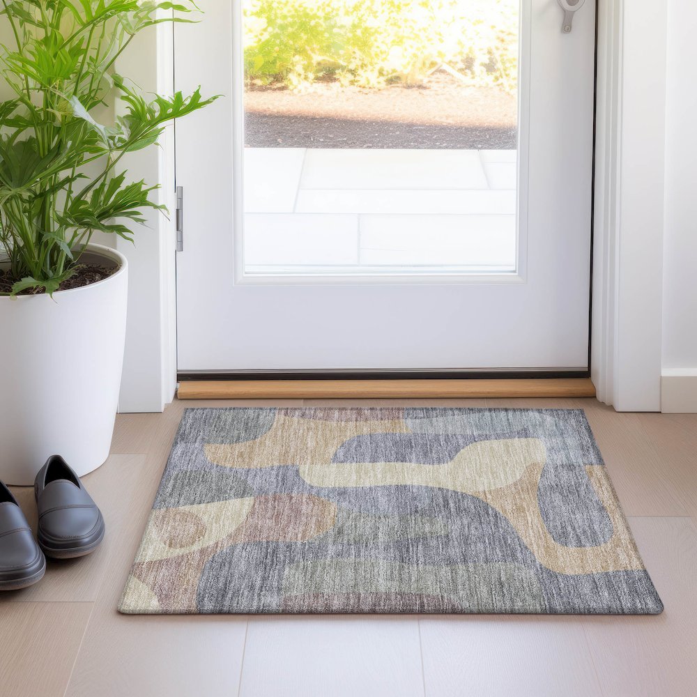 Machine Washable Indoor/Outdoor Chantille Gray 1'8" x 2'6" Rug. Picture 5