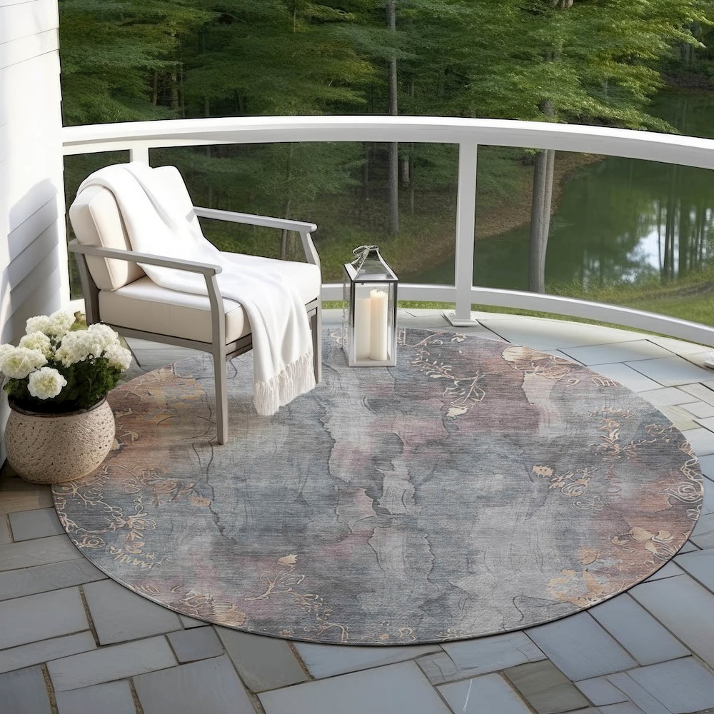 Machine Washable Indoor/Outdoor Chantille Gray 8' x 8' Round Rug. Picture 6
