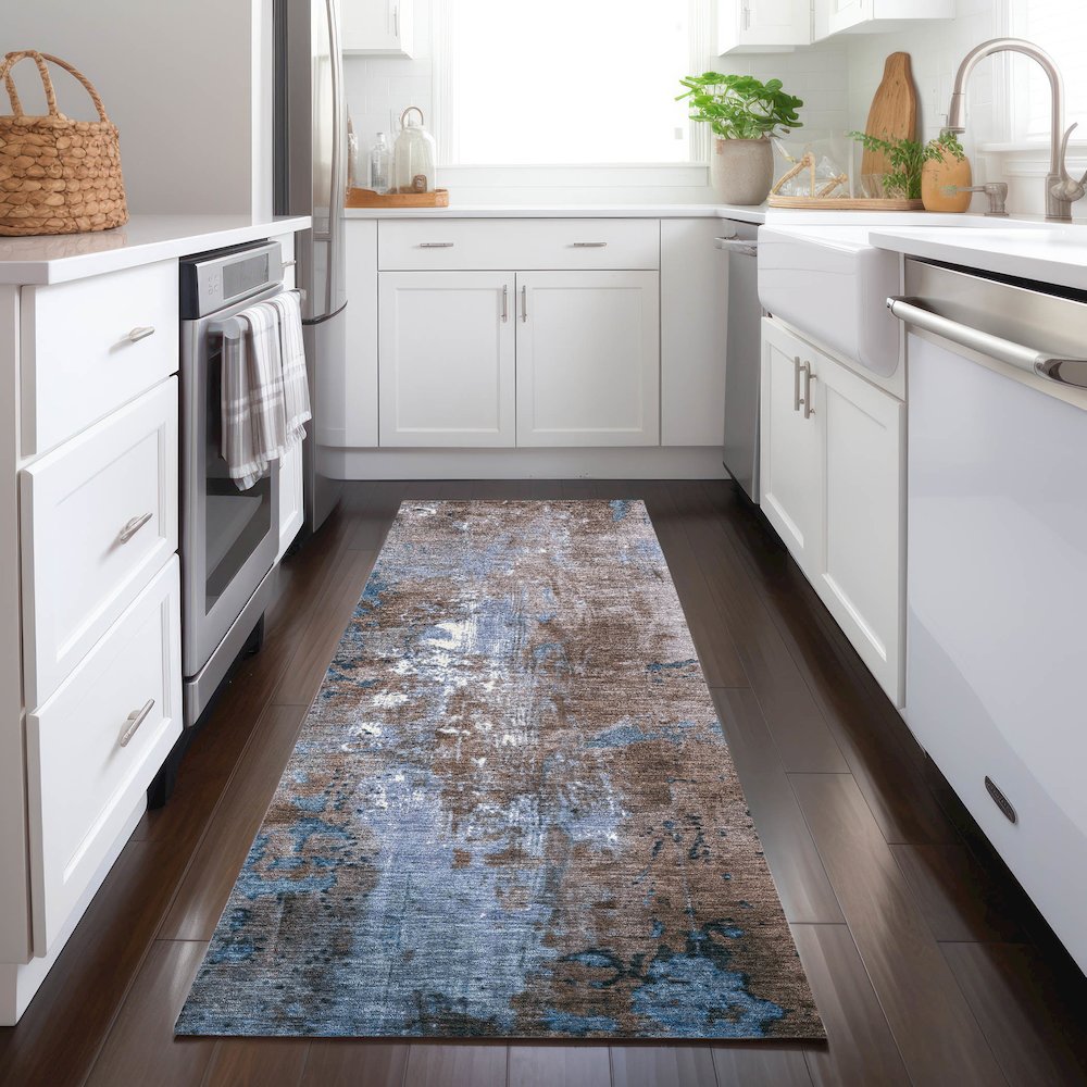 Machine Washable Indoor/Outdoor Chantille Brown 2'3" x 7'6" Runner Rug. Picture 5
