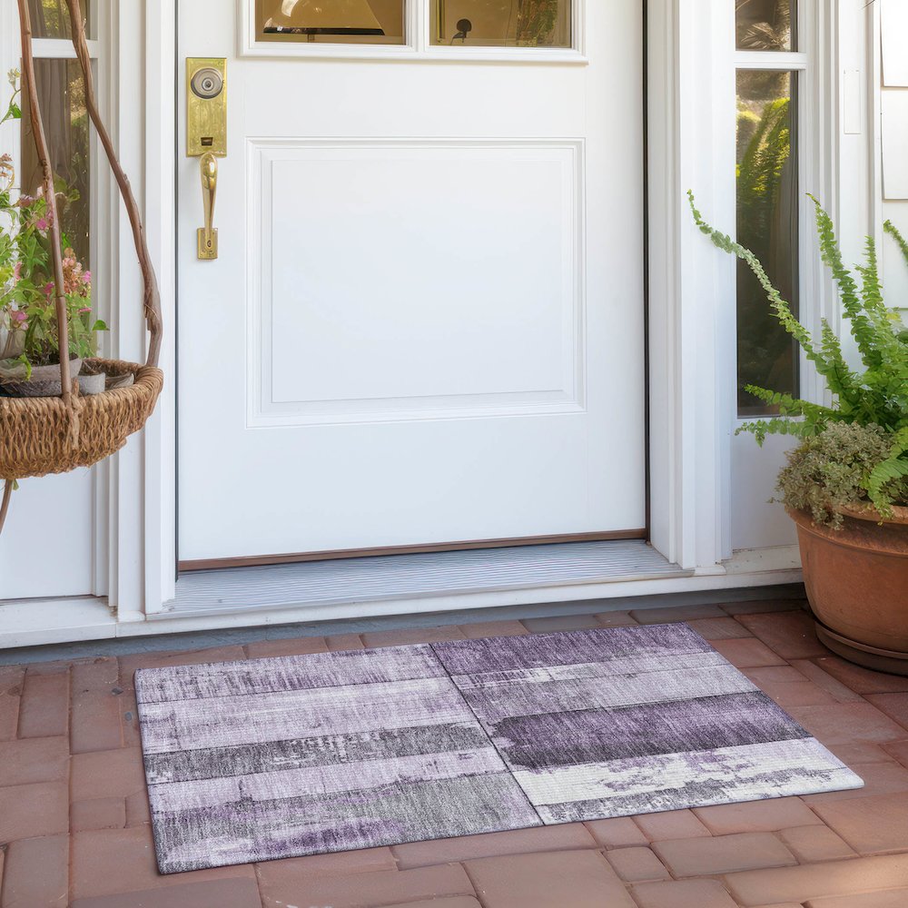 Machine Washable Indoor/Outdoor Chantille Purple 1'8" x 2'6" Rug. Picture 6