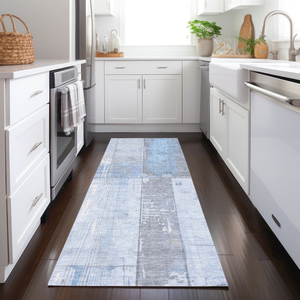 Machine Washable Indoor/Outdoor Chantille Sky 2'3" x 7'6" Runner Rug. Picture 5