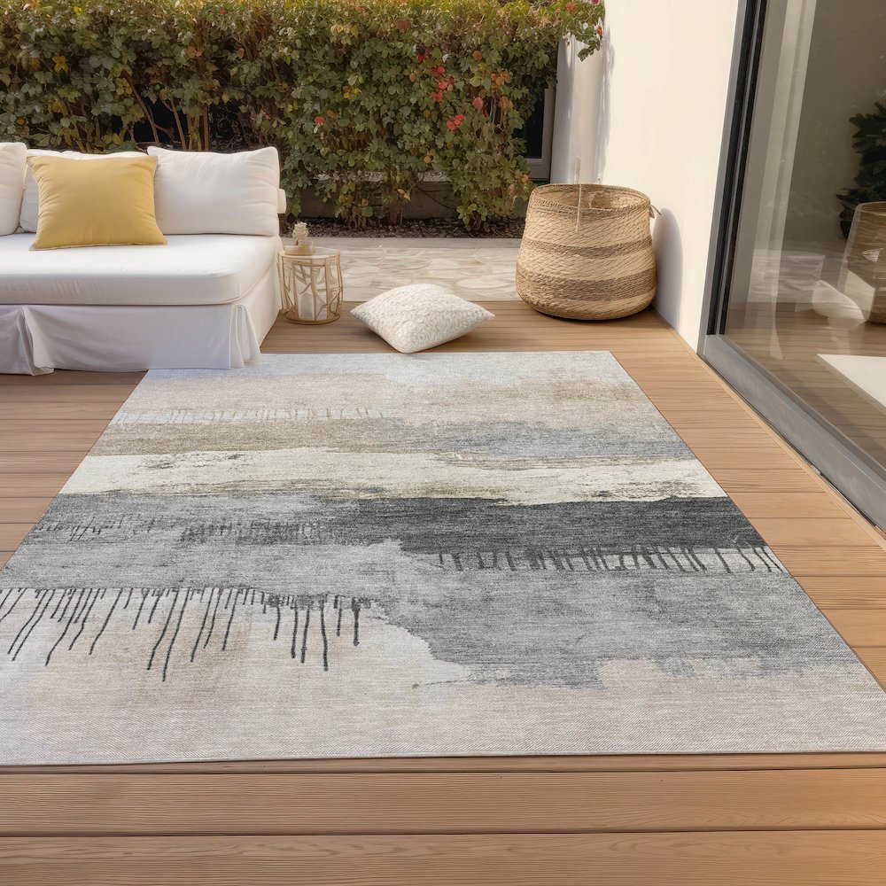 Machine Washable Indoor/Outdoor Chantille Ivory 2'6" x 3'10" Rug. Picture 8