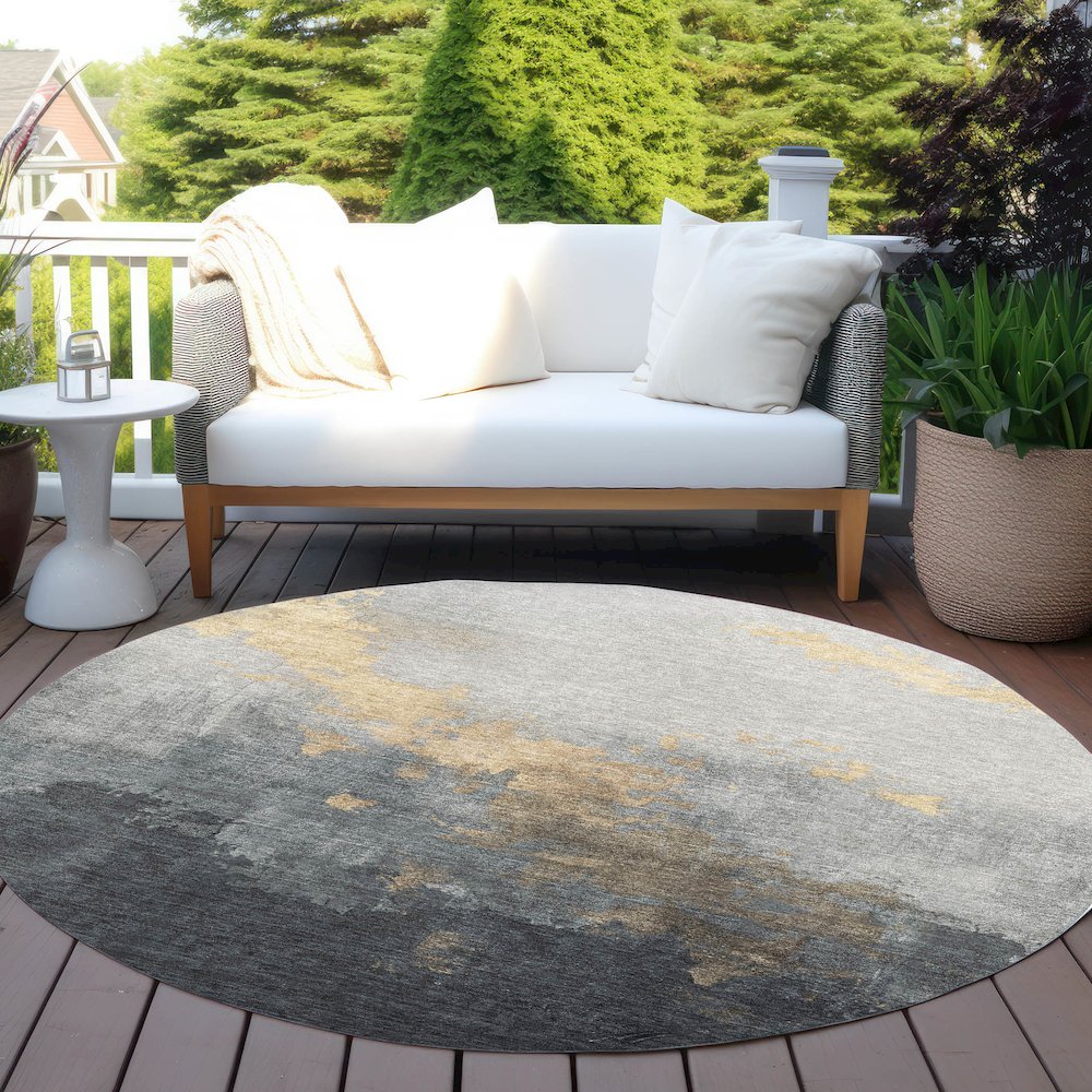 Machine Washable Indoor/Outdoor Chantille Gold 8' x 8' Round Rug. Picture 6