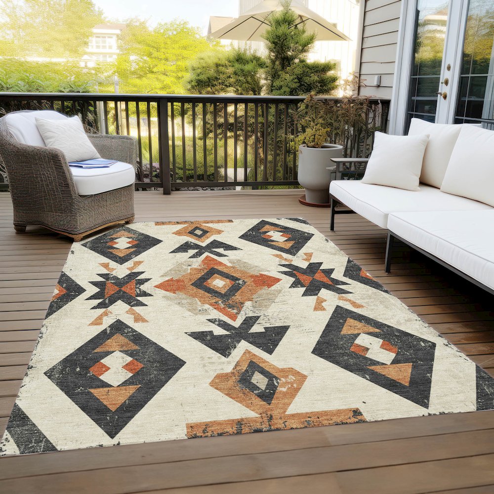 Machine Washable Indoor/Outdoor Chantille Ivory 2'6" x 3'10" Rug. Picture 8