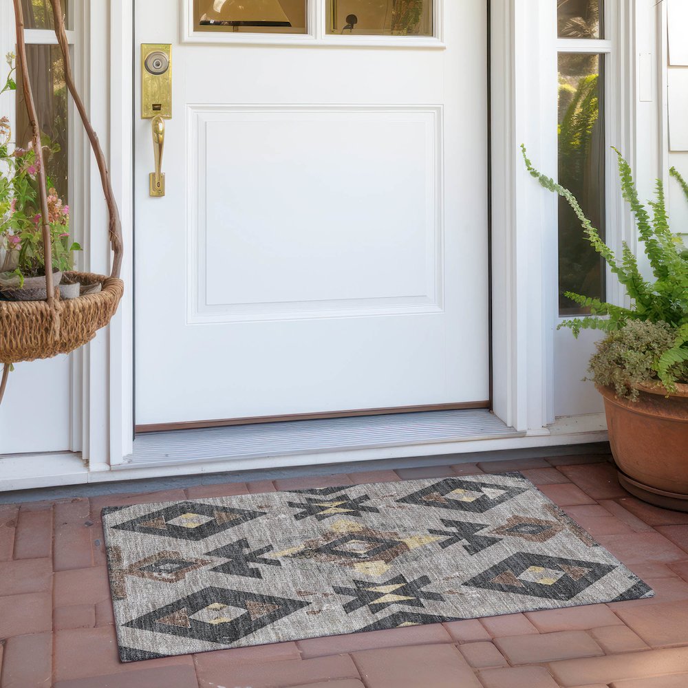 Machine Washable Indoor/Outdoor Chantille Taupe 1'8" x 2'6" Rug. Picture 6
