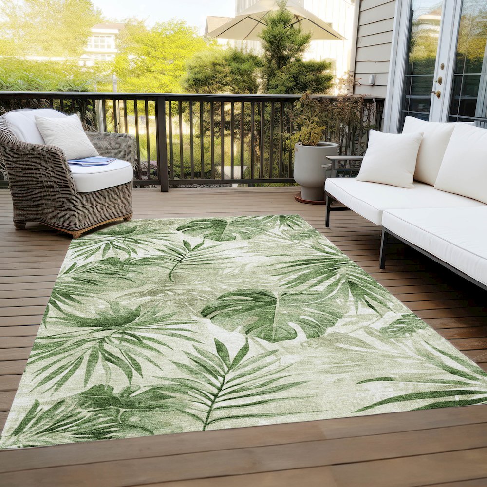 Machine Washable Indoor/Outdoor Chantille Aloe 2'6" x 3'10" Rug. Picture 8