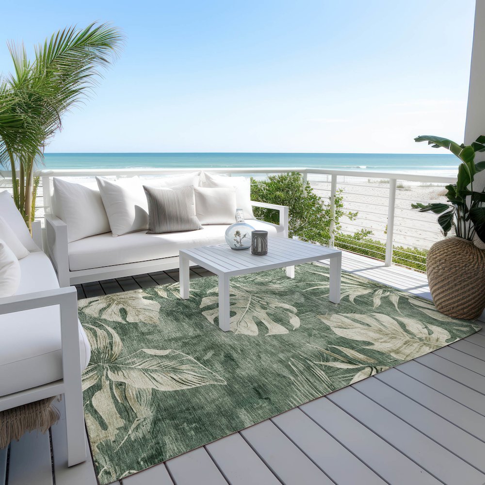 Machine Washable Indoor/Outdoor Chantille Fern 2'6" x 3'10" Rug. Picture 7