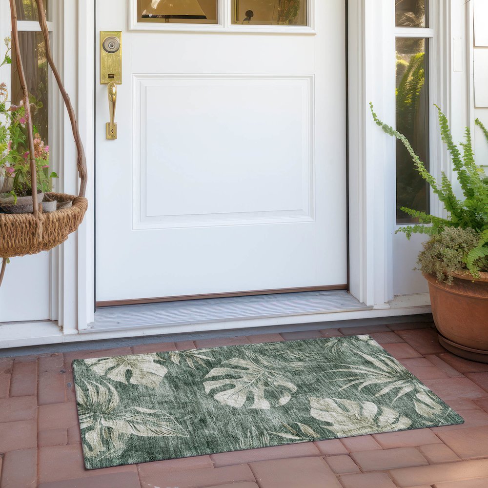 Machine Washable Indoor/Outdoor Chantille Fern 1'8" x 2'6" Rug. Picture 6