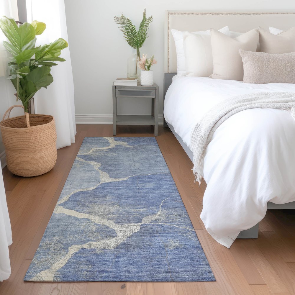 Machine Washable Indoor/Outdoor Chantille Denim 2'3" x 7'6" Runner Rug. Picture 5