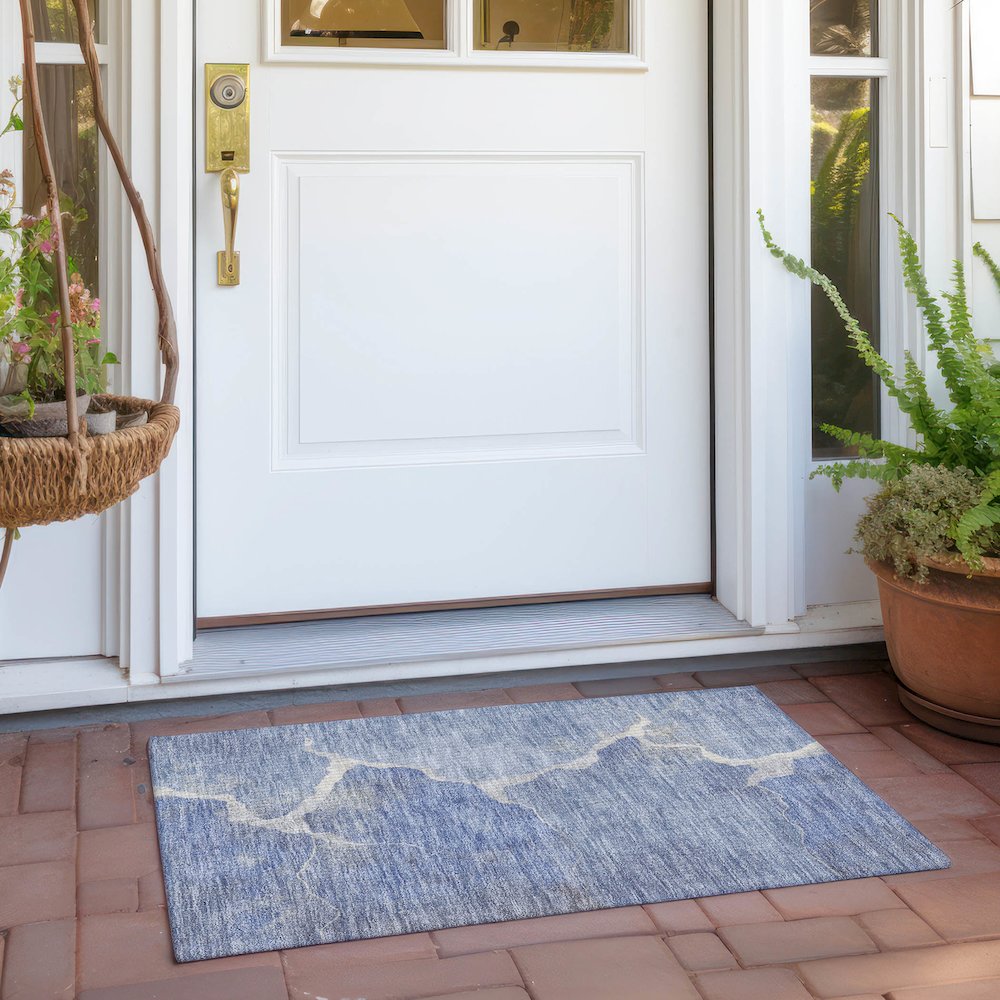 Machine Washable Indoor/Outdoor Chantille Denim 1'8" x 2'6" Rug. Picture 6