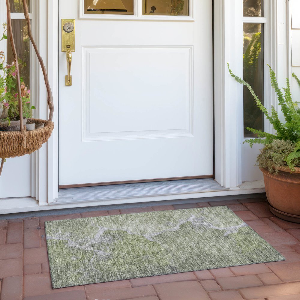 Machine Washable Indoor/Outdoor Chantille Green 1'8" x 2'6" Rug. Picture 6