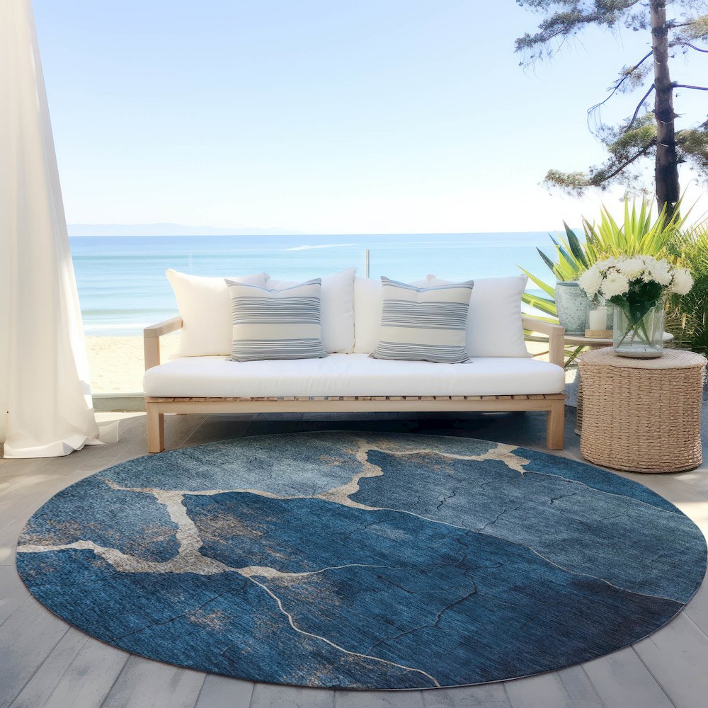 Machine Washable Indoor/Outdoor Chantille Navy 8' x 8' Round Rug. Picture 6