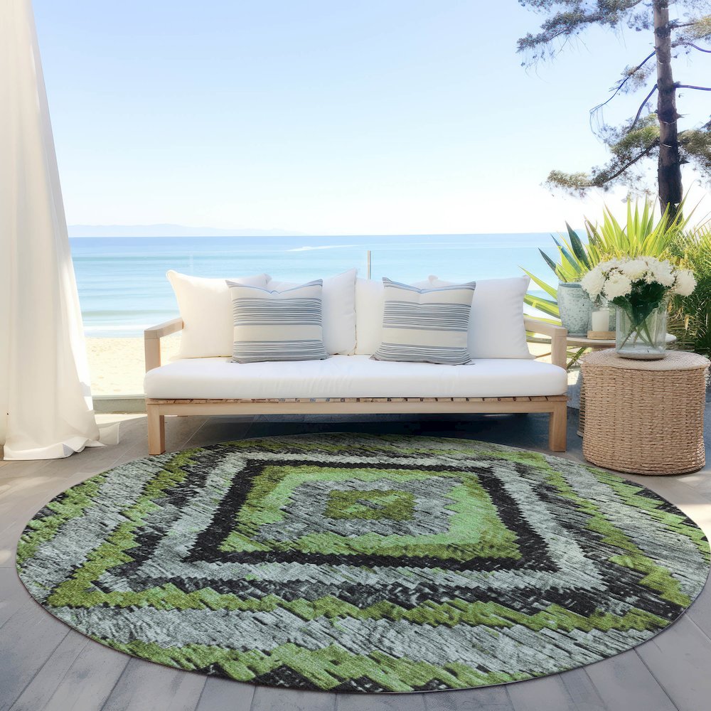 Machine Washable Indoor/Outdoor Chantille Aloe 8' x 8' Round Rug. Picture 6