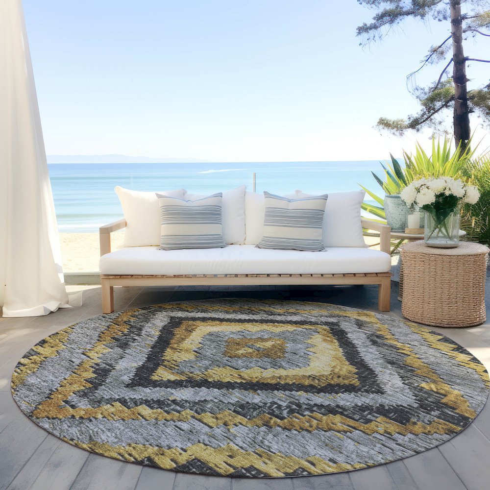 Machine Washable Indoor/Outdoor Chantille Gold 8' x 8' Round Rug. Picture 6
