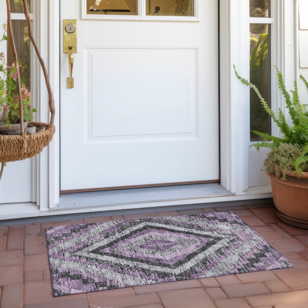 Machine Washable Indoor/Outdoor Chantille Lavender 1'8" x 2'6" Rug. Picture 6