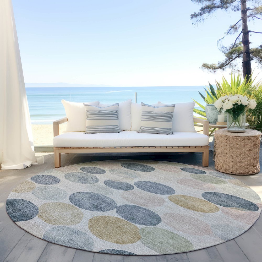 Machine Washable Indoor/Outdoor Chantille Beige 8' x 8' Round Rug. Picture 6