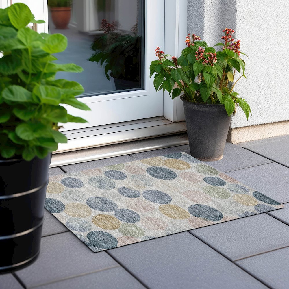 Machine Washable Indoor/Outdoor Chantille Beige 1'8" x 2'6" Rug. Picture 6