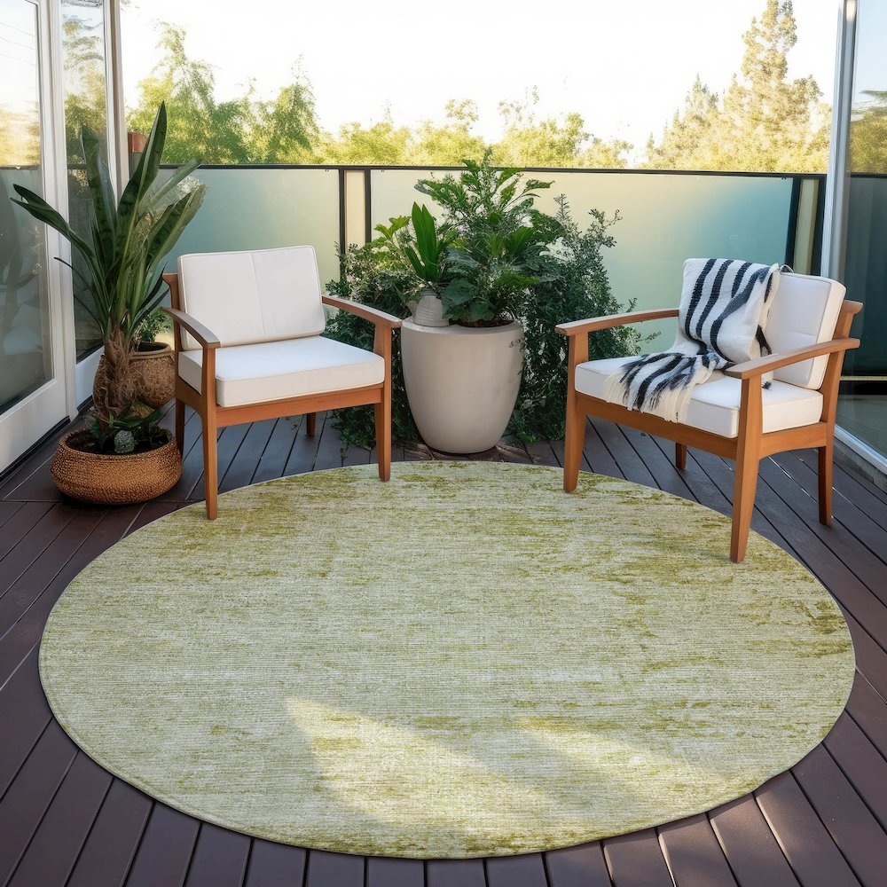 Machine Washable Indoor/Outdoor Chantille Aloe 8' x 8' Round Rug. Picture 6