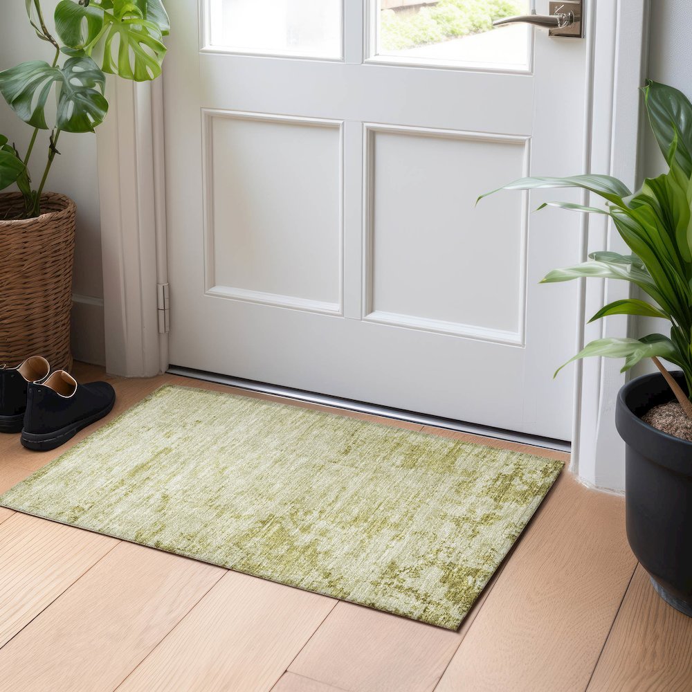 Machine Washable Indoor/Outdoor Chantille Aloe 1'8" x 2'6" Rug. Picture 5
