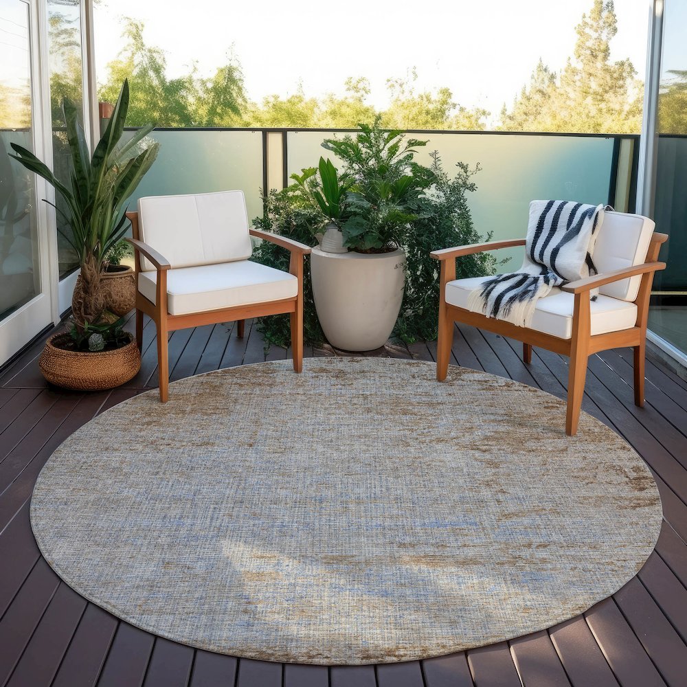 Machine Washable Indoor/Outdoor Chantille Taupe 8' x 8' Round Rug. Picture 6