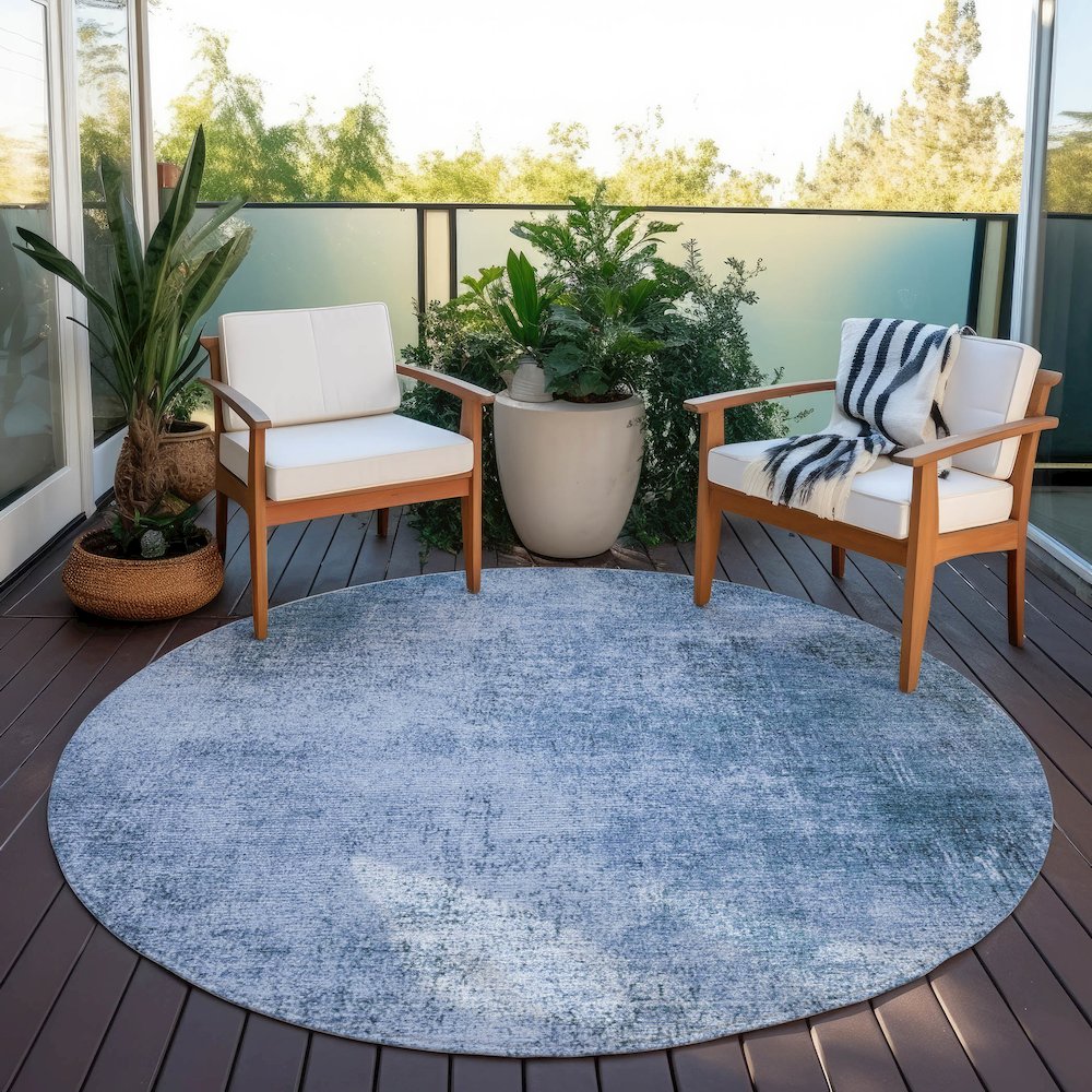 Machine Washable Indoor/Outdoor Chantille Blue 8' x 8' Round Rug. Picture 6