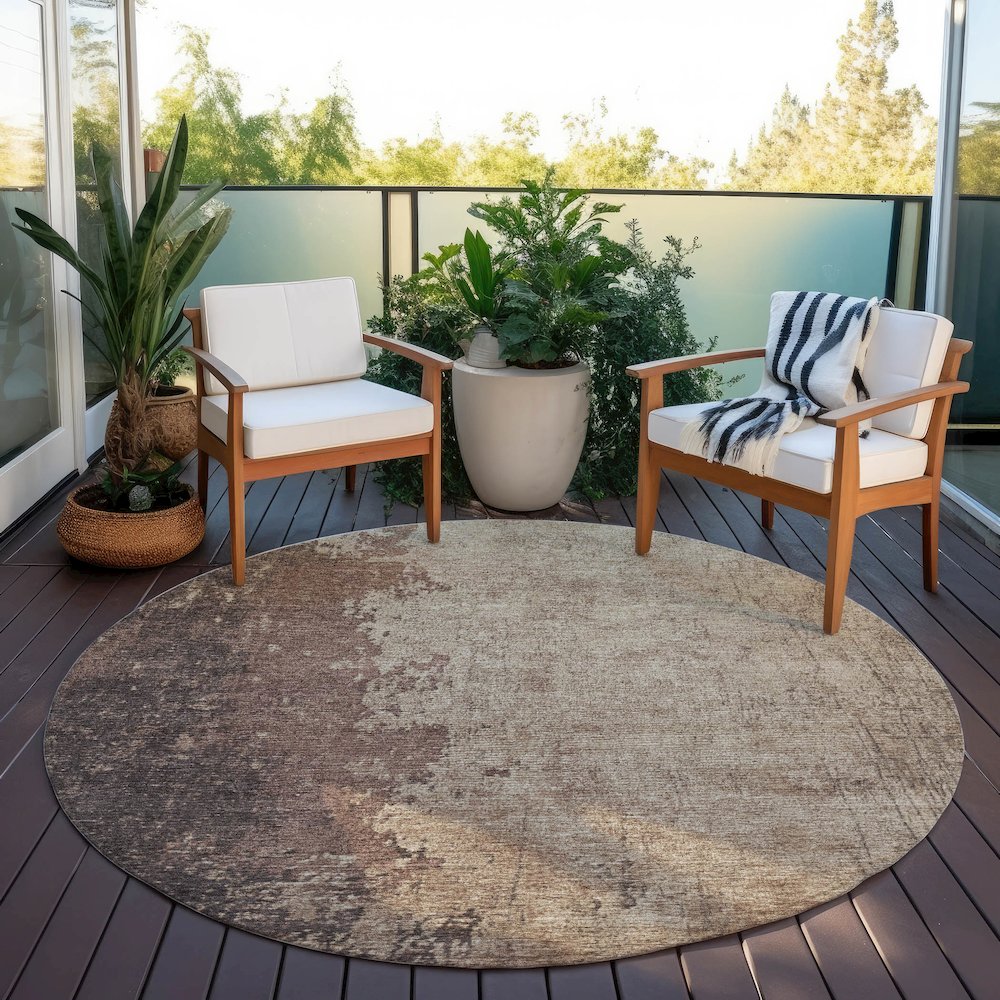 Machine Washable Indoor/Outdoor Chantille Chocolate 8' x 8' Round Rug. Picture 6