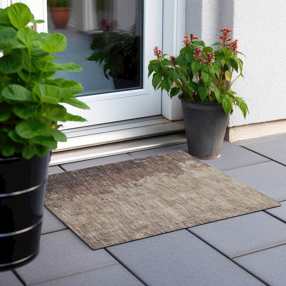 Machine Washable Indoor/Outdoor Chantille Chocolate 1'8" x 2'6" Rug. Picture 6