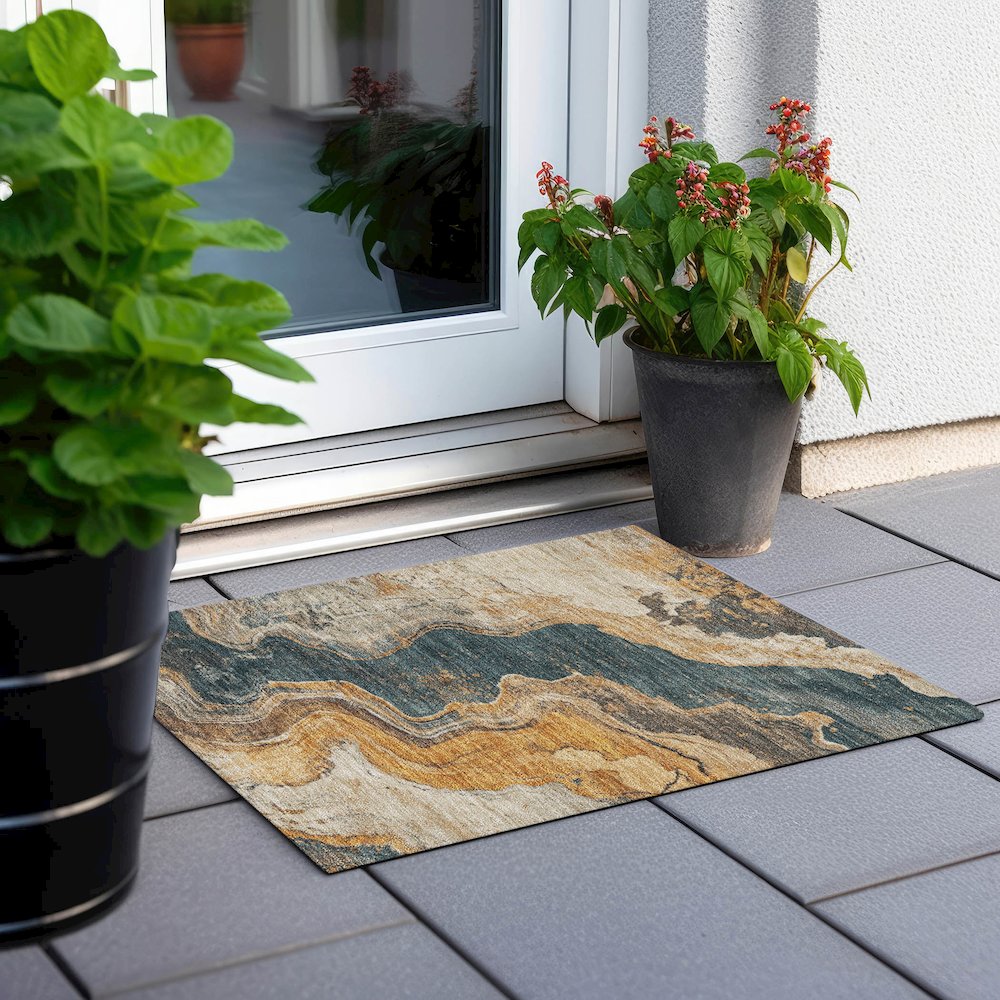 Machine Washable Indoor/Outdoor Chantille Linen 1'8" x 2'6" Rug. Picture 6