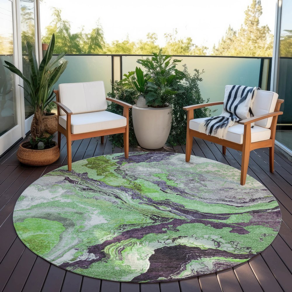 Machine Washable Indoor/Outdoor Chantille Green 8' x 8' Round Rug. Picture 6