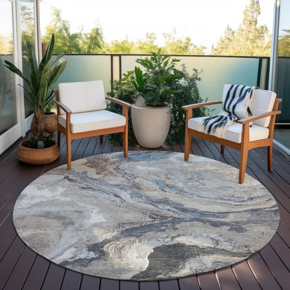 Machine Washable Indoor/Outdoor Chantille Taupe 8' x 8' Round Rug. Picture 6